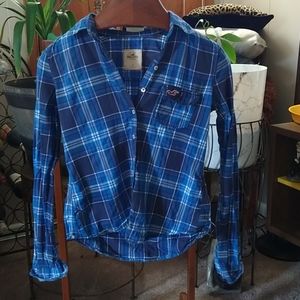 Blue plaid 💙 Hollister bottom up